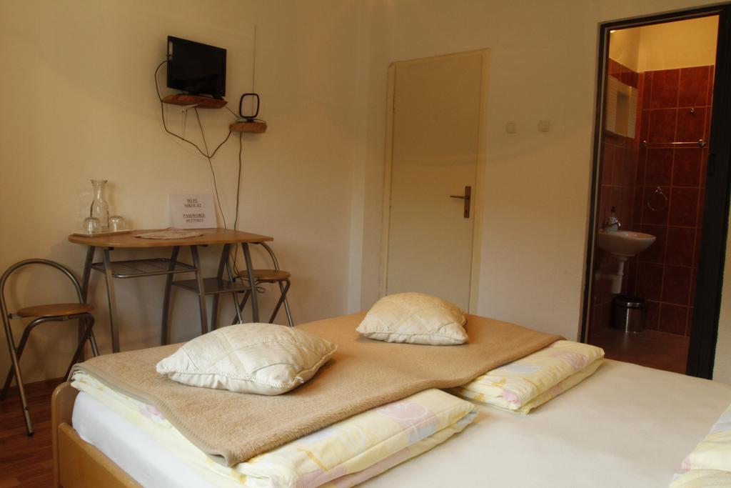 House Drakulic Hotel โคเรนนิซา ภายนอก รูปภาพ