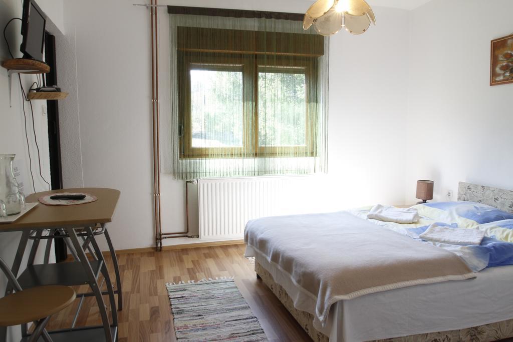 House Drakulic Hotel โคเรนนิซา ภายนอก รูปภาพ